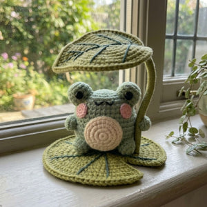 Cute Crochet Frog Plush with Leaf Umbrella, Kawaii Amigurumi Pond Frog Doll, Handmade Woodland Nursery Decor Gift Soft Baby Toy Sizes 4-12in