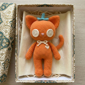Crochet Orange Cat Doll Handmade Amigurumi Kitty Plush with Pumpkin Stem, Cute Nursery Halloween Fall Decor Gift Sizes 4-12 Inches Soft Toy