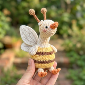 Crochet Goose Bee Plush, Handmade Amigurumi Duck Toy with Wings, Cute Kawaii Animal Gift for Kids, Collectors, Nursery Room Decor, 4-12in