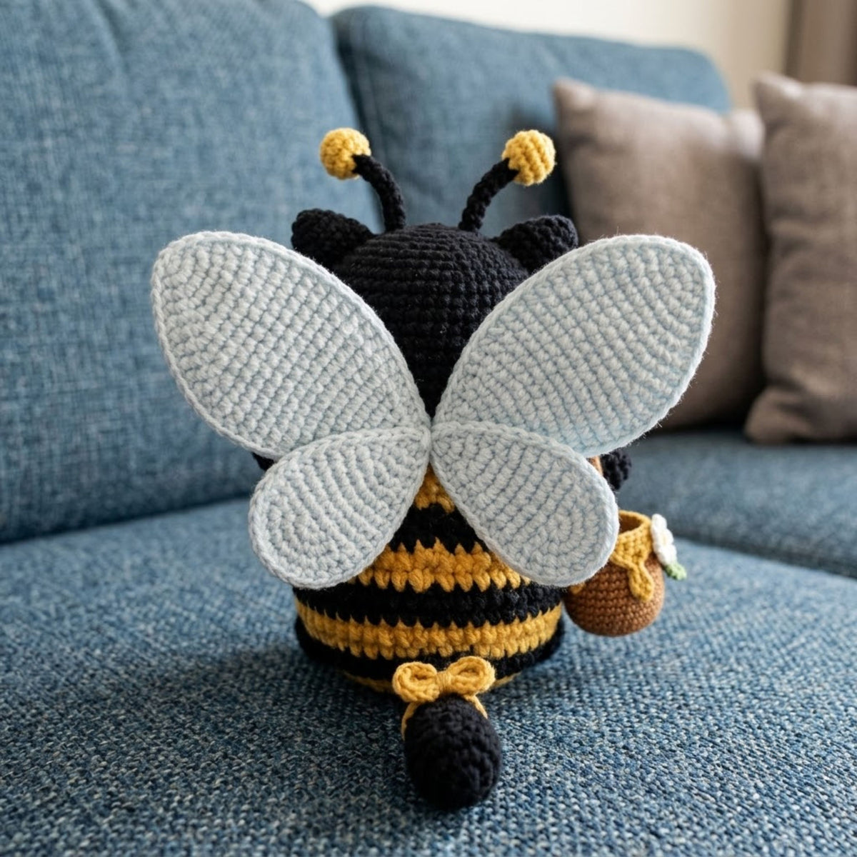Cute Crochet Bee Cat Plush, Kawaii Amigurumi Black Cat Doll, Handmade Bumblebee Kitten Gift, Nursery Decor Sizes 4-12in