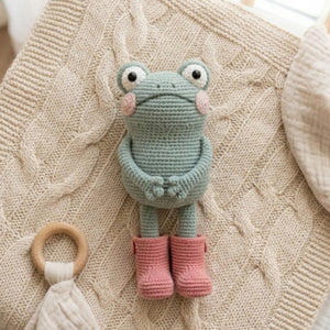 Crochet Frog Doll with Pink Boots Handmade Amigurumi Plush, Cute Nursery Baby Shower Gift, Size 4-12 Inches Soft Toy for Kids Room Decor Toy