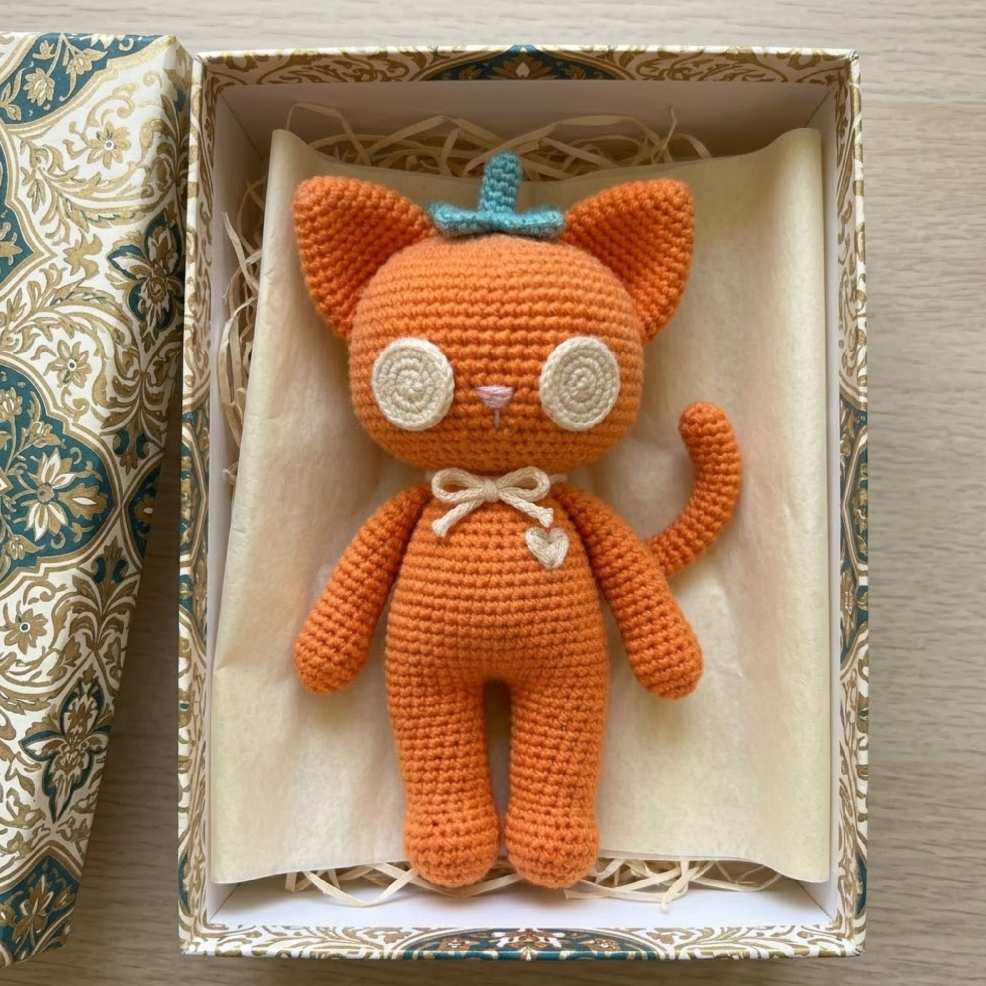 Crochet Orange Cat Doll Handmade Amigurumi Kitty Plush with Pumpkin Stem, Cute Nursery Halloween Fall Decor Gift Sizes 4-12 Inches Soft Toy
