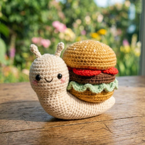 Cute Crochet Snail Burger Plush, Kawaii Amigurumi Food Animal Toy, Handmade Garden Stuffed Decor, Funny Gift, Nursery Room Toy, Sizes 4-12in