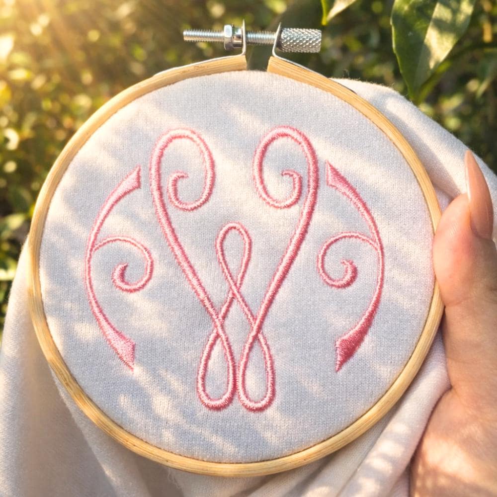 Circle Monogram Embroidery Font, Fishtail Monogram with Frame Embroidery Design, BX Font (Digital Download), 5 sizes, 11 formats
